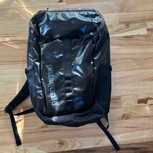 Patagonia Black Hole Backpack 25L Black